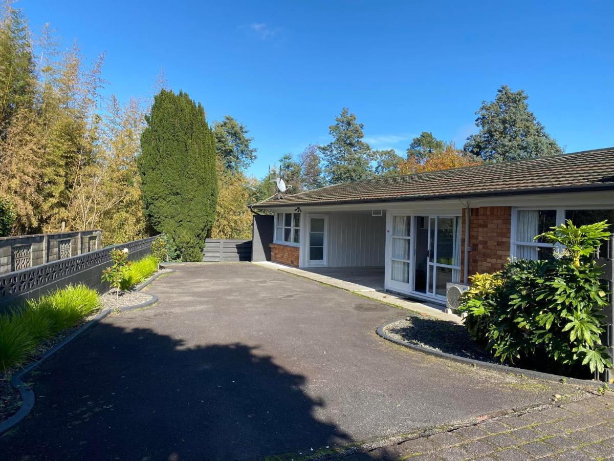 Lovely Newly Renovated Home Hamilton Exterior foto